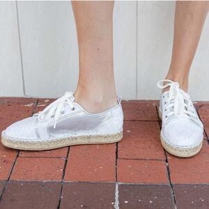 Michelle McDowell Kylie Glittered White Canvas Sneaker Silver Size 8